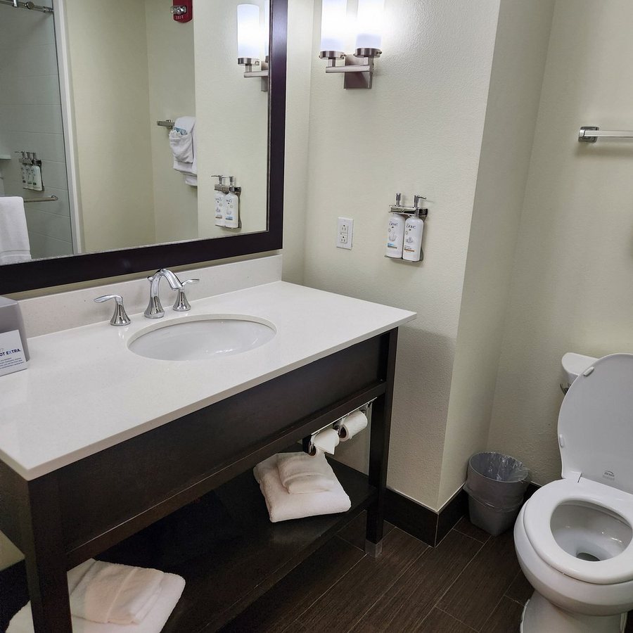 The Inn at Haines — Bathroom