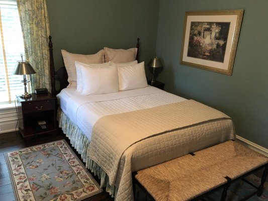 The Inn at Turkey Hill — Guest room