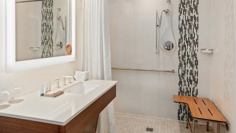 The Inn at Turtle Beach — Bathroom