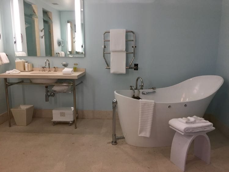 The Ivy Hotel — Bathroom