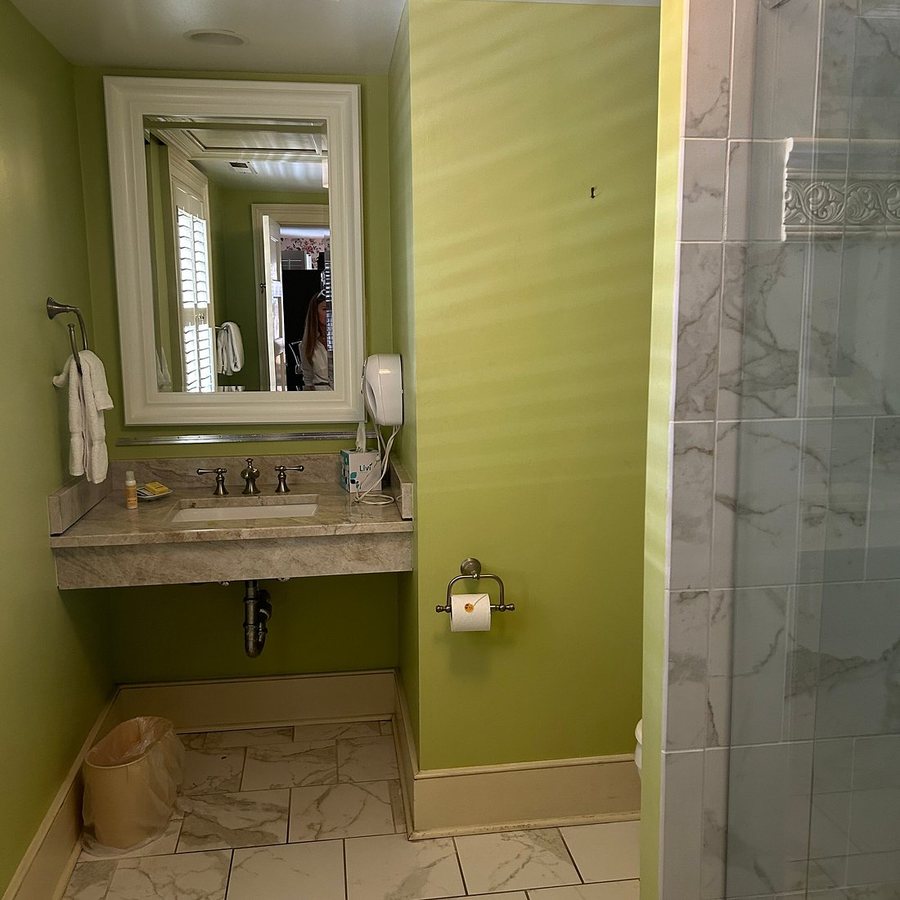 The Jasmine House — Bathroom