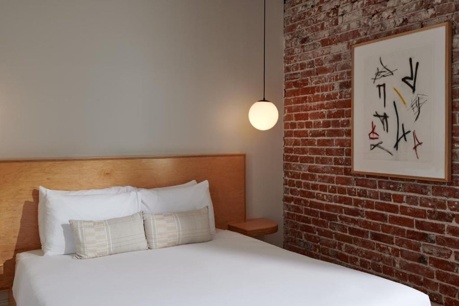 The Jesse — Guest room