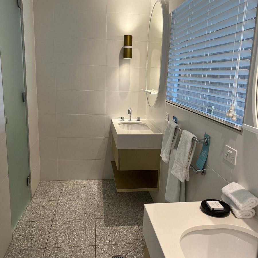 The Johnson Brisbane Art Series — Bathroom