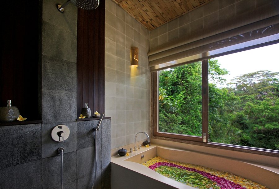 The Kayon Resort — Bathroom