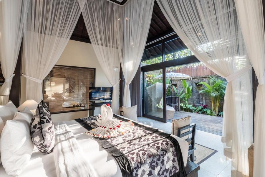 The Kayon Valley Resort — Guest room