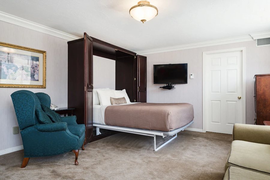 The Kimball At Temple Square — Guest room