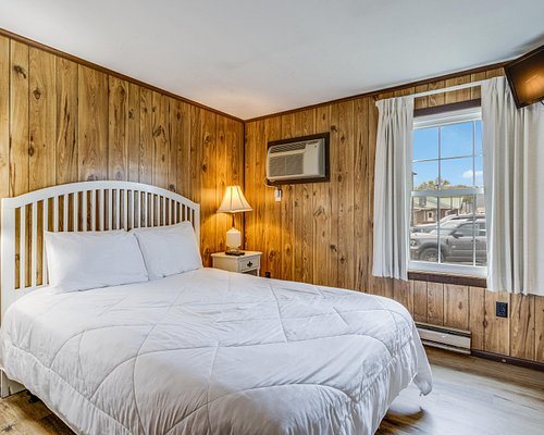 The King s Inn — Guest room