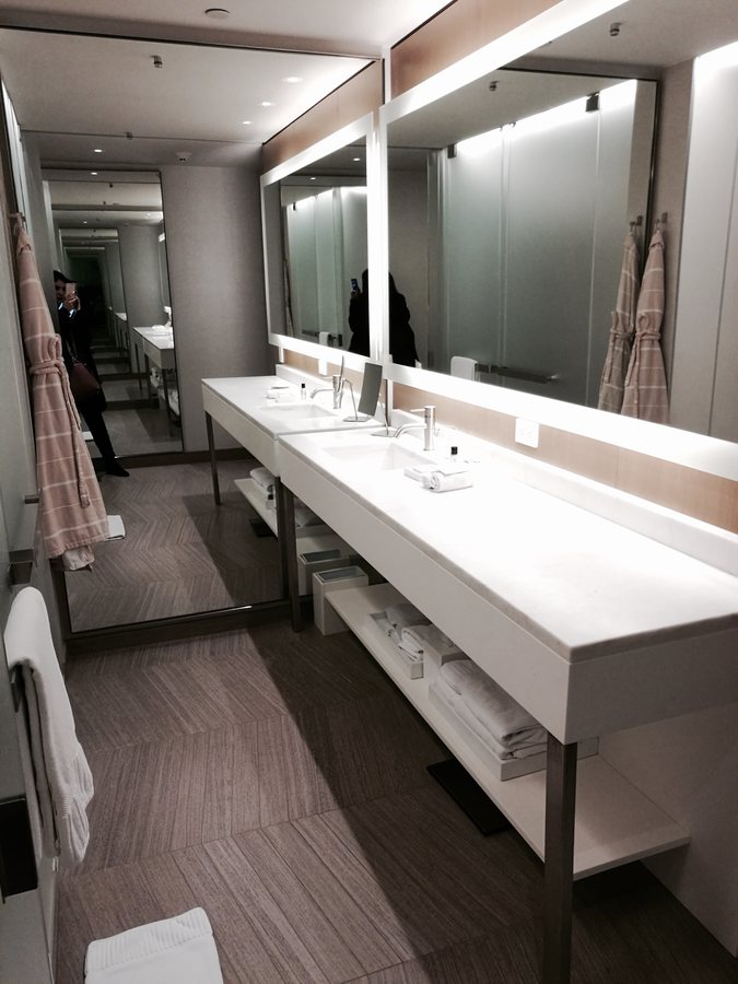 The Knickerbocker Hotel New York City New York — Bathroom