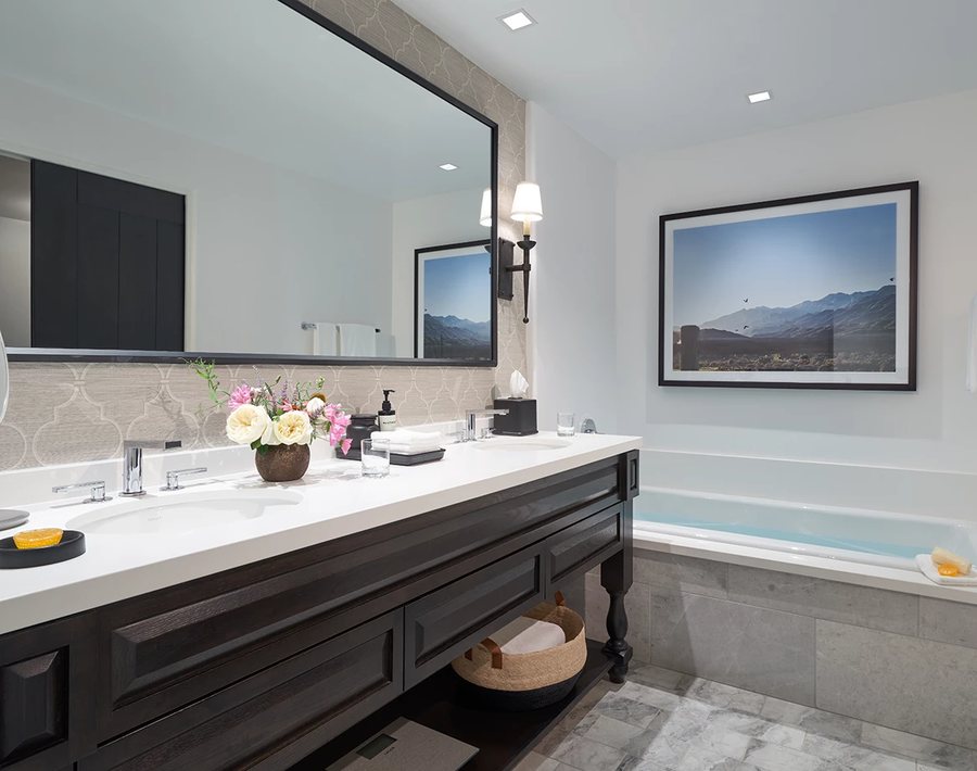The Krishnamurti Retreat — Bathroom
