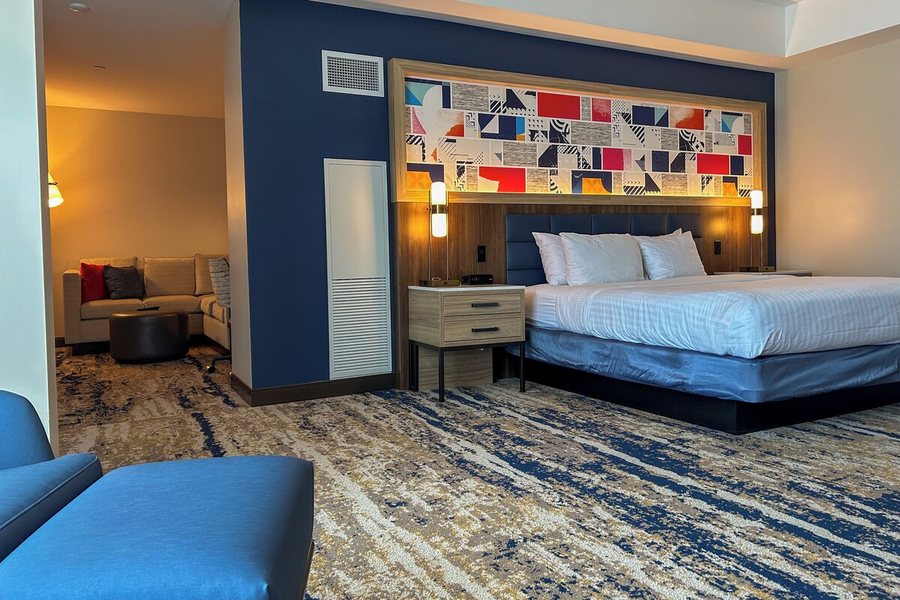 The Landing Hotel at Rivers Casino Schenectady — Guest room