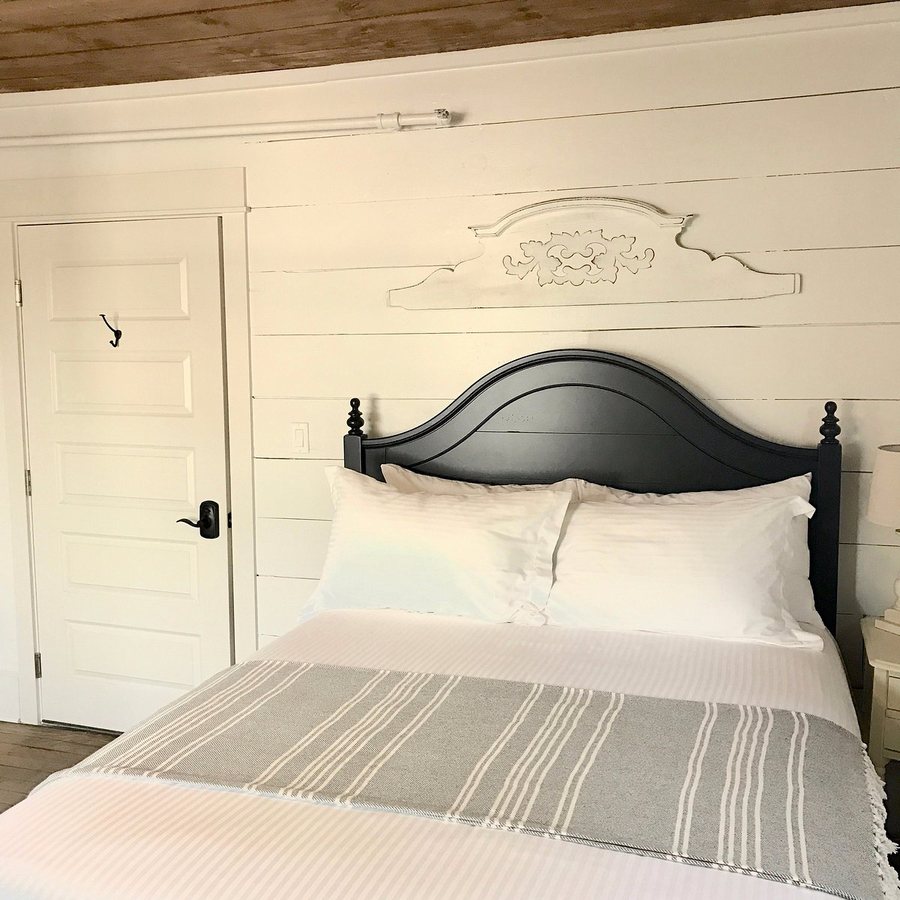 The Landing Hotel — Guest room