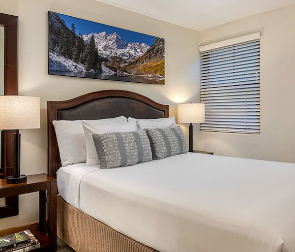 The Landmark Residences — Guest room