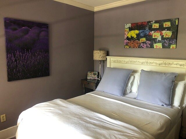 The Lavender Inn — Guest room
