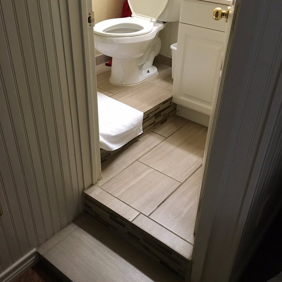 The Lazy T B and B — Bathroom