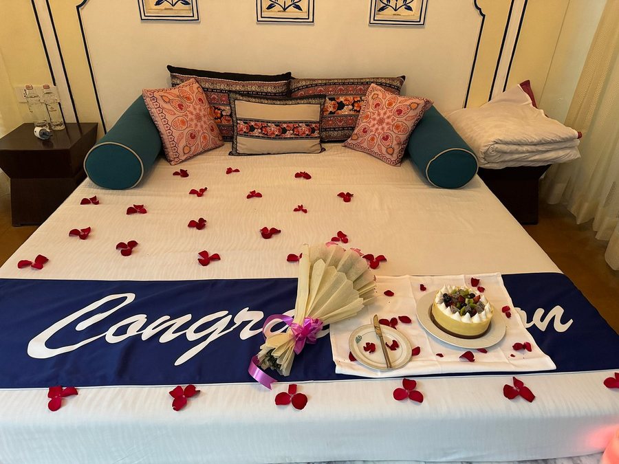 The Leela Palace Jaipur Kookas Jaipur District Rajasthan — Guest room