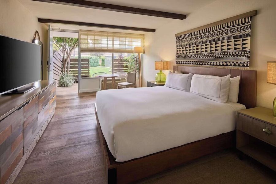 The Leta Santa Barbara Goleta Tapestry Collection by Hilton — Guest room