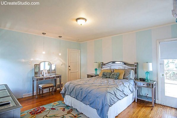 The Linnington Bed and Breakfast Los Angeles California — Guest room