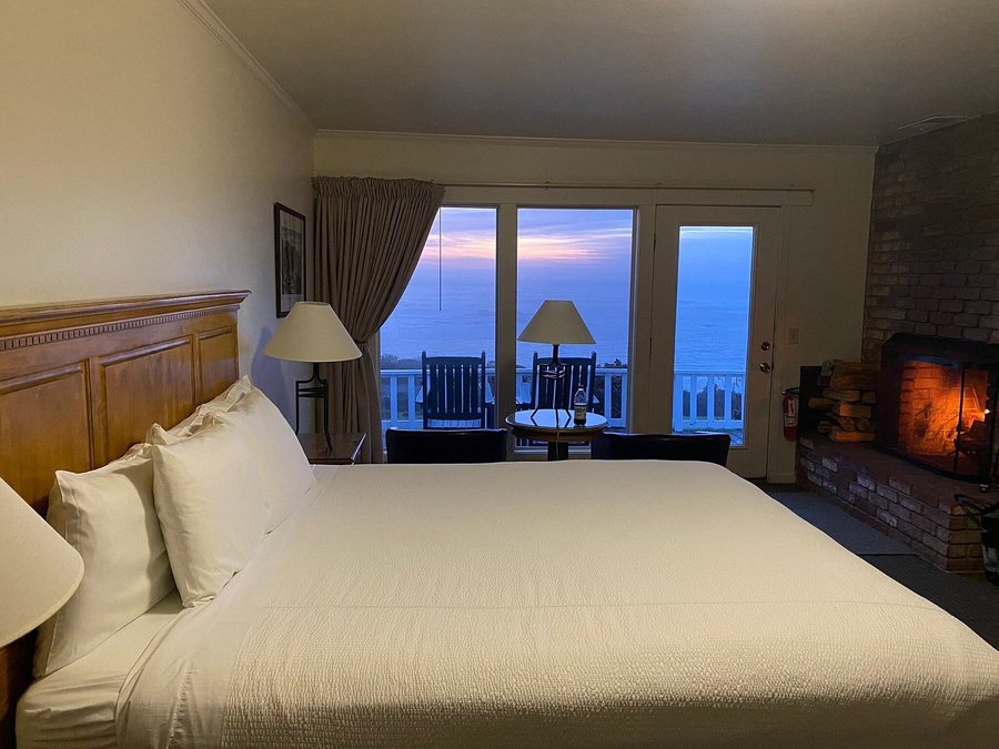 The Little River Inn — Guest room
