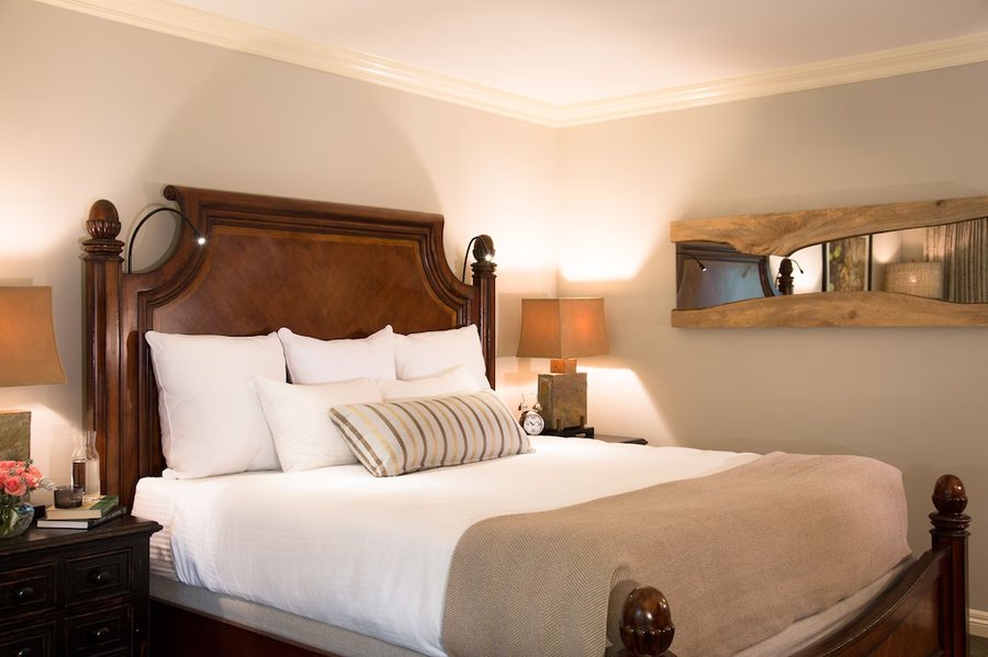 The Lodge at Woodloch — Guest room