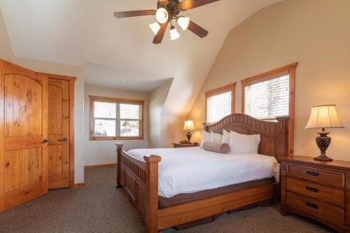 The Lodges At Table Rock Lake — Guest room