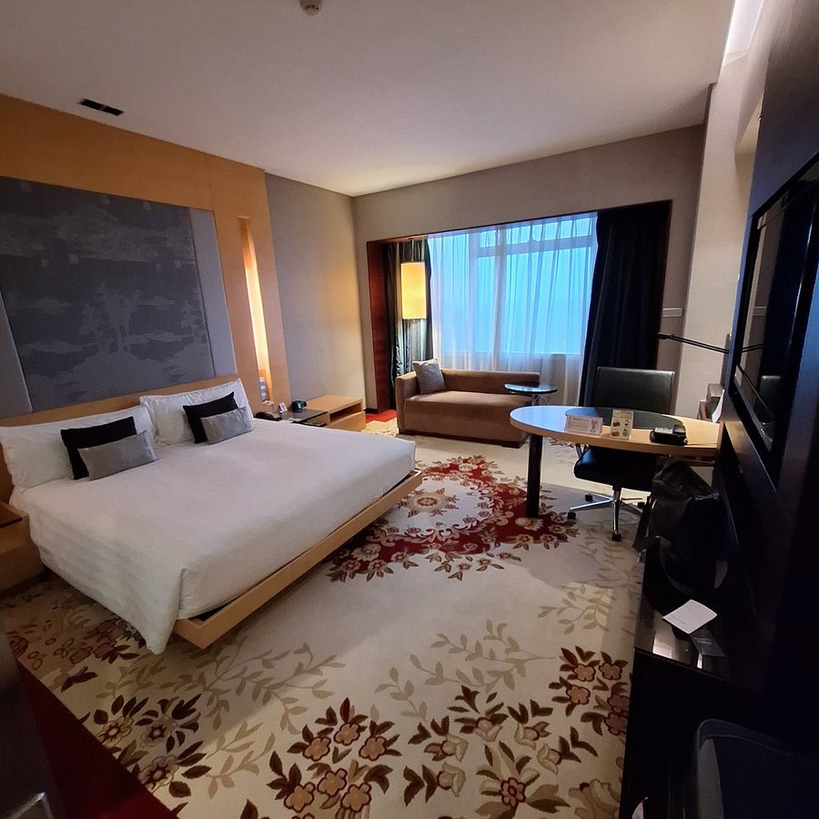 The Longemont Shanghai — Guest room