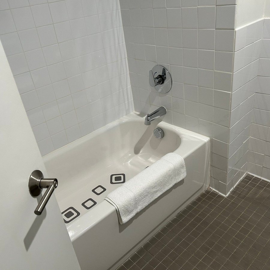The Longleaf Hotel — Bathroom