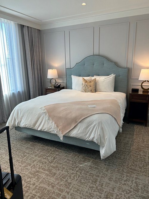 The Loutrel — Guest room