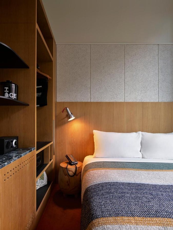 The Maisonette a Small Hotel — Guest room