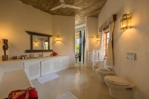 The Majlis Resort — Bathroom