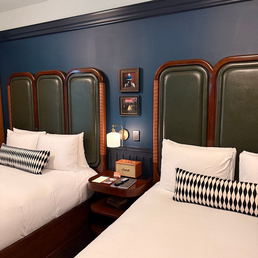 The Manchester Lexington — Guest room