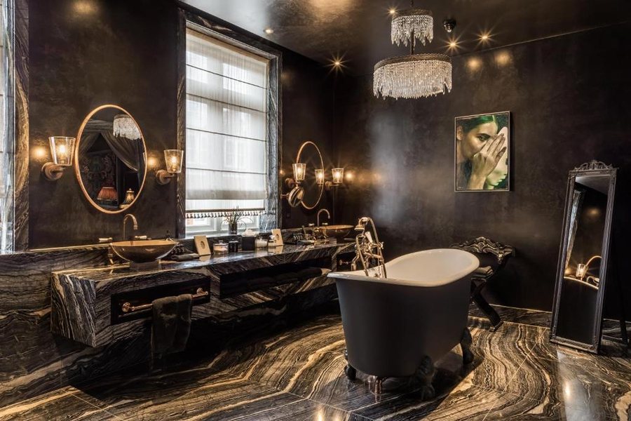 The Mandrake — Bathroom