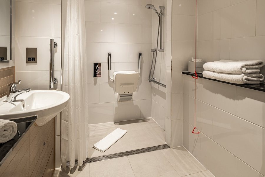 The Marble Arch Hotel By Thistle — Bathroom