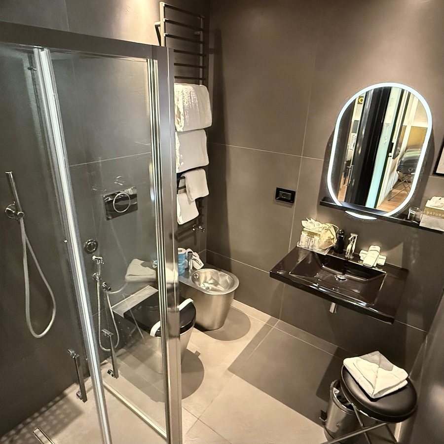 The Market Urban Hotel — Bathroom