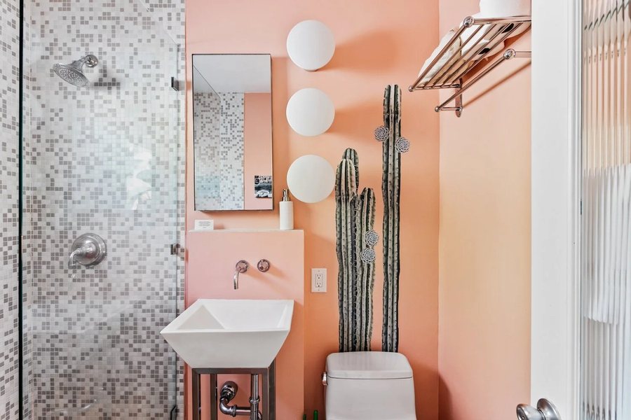 The Marley Hotel by AvantStay — Bathroom