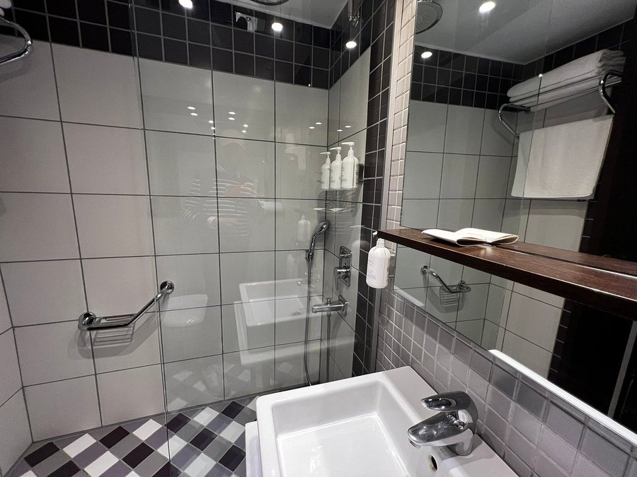 The Marmara Pera Istanbul — Bathroom