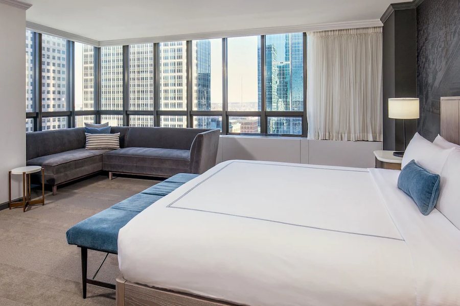 The Marquette Hotel Curio Collection by Hilton — Guest room