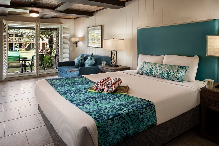 The Mauian Hotel on Napili Beach — Guest room