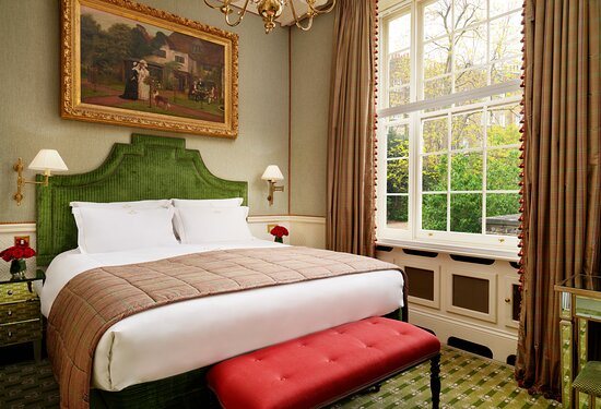 The Montague on the Gardens — Guest room