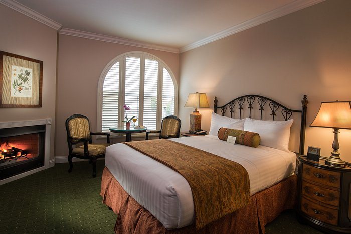 The Monterey Hotel — Guest room