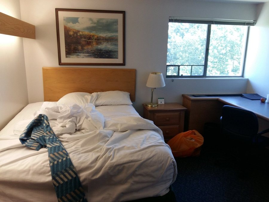 The National Conference Center — Guest room