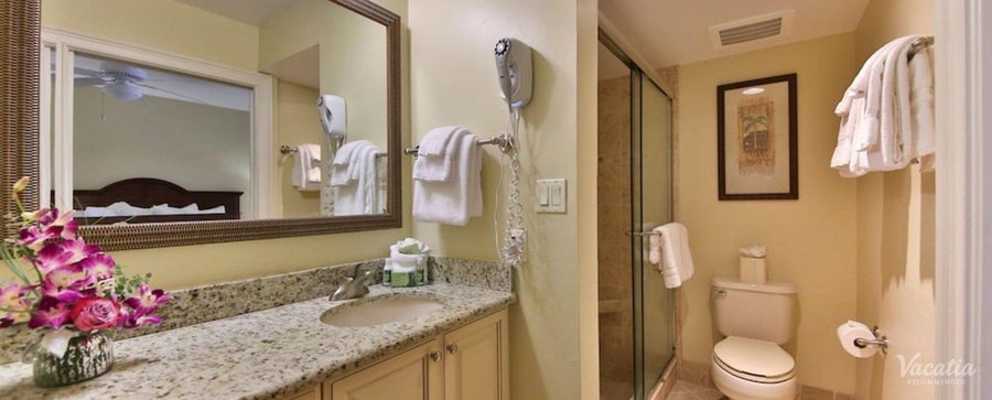 The Neptune Resort — Bathroom
