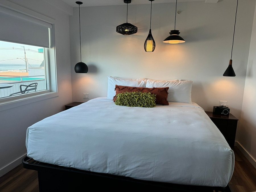 The Nevada Hotel — Guest room