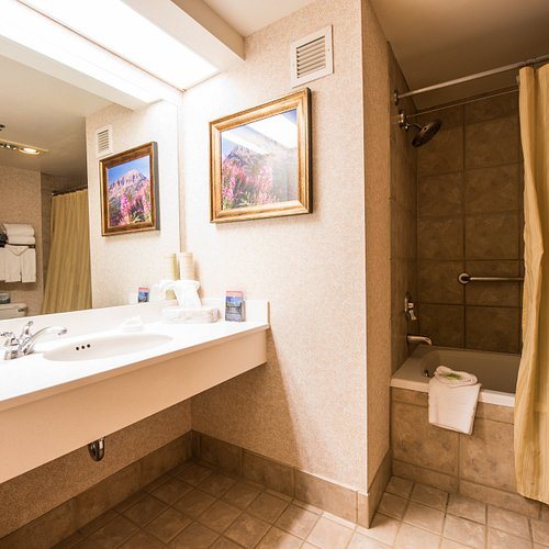 The Nordic Inn — Bathroom