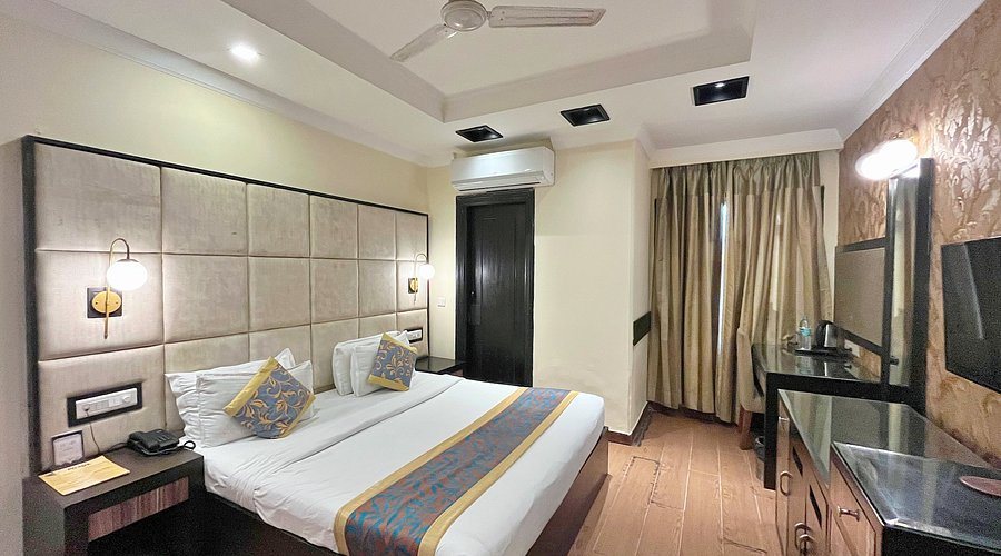 The Oakland plaza Nehru Place by Orion Hotels — Guest room
