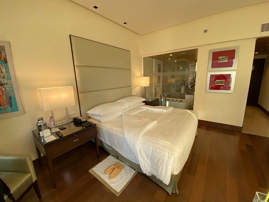 The Oberoi Mumbai — Guest room