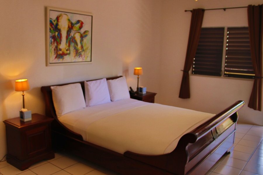 The Old Gin House — Guest room