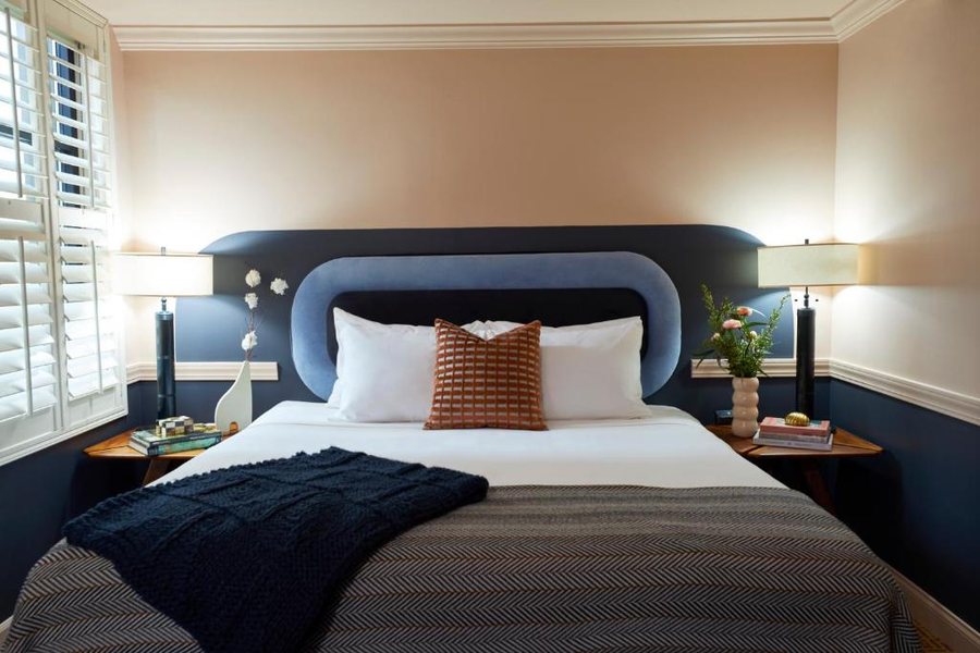 The Oliver Hotel — Guest room