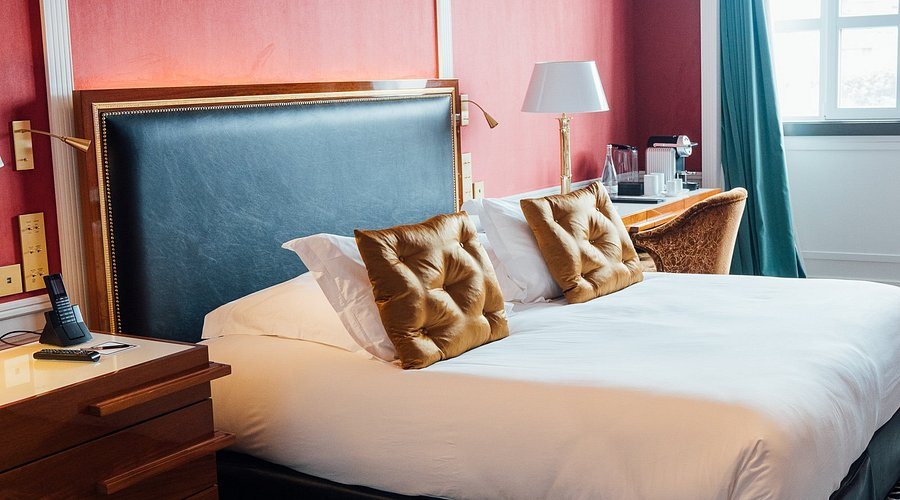 The One Monumental Palace — Guest room