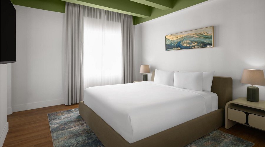 The One50 Hotel BW Signature Collection Miami Beach Florida — Guest room