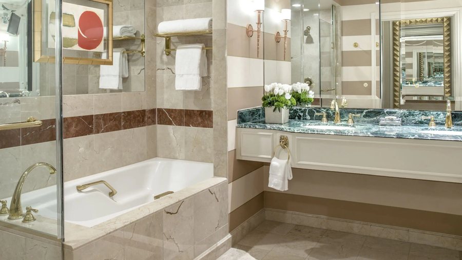 The Palazzo at the Venetian Resort Las Vegas — Bathroom